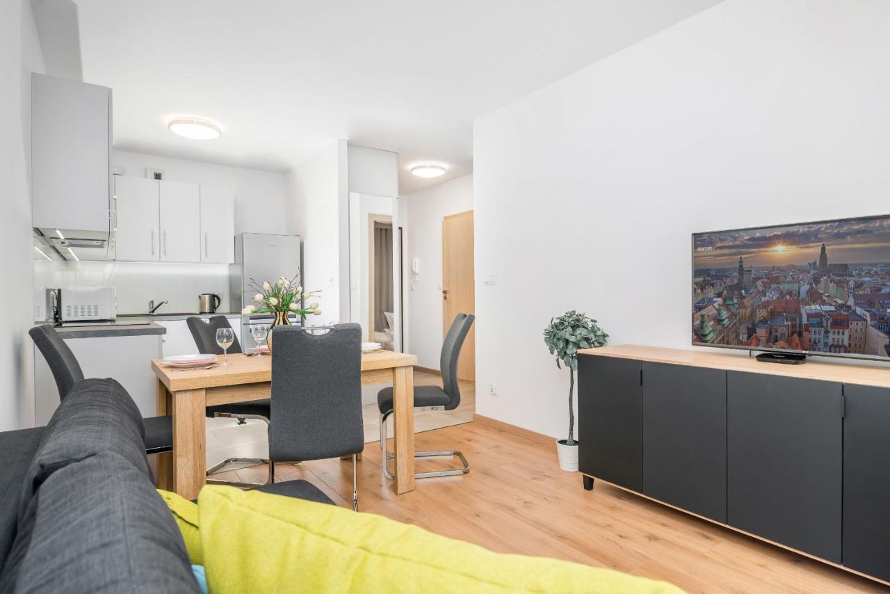 Wroclaw Rose Apartments By Noclegi Renters المظهر الخارجي الصورة